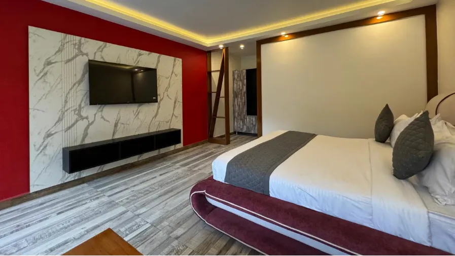 Couple Room